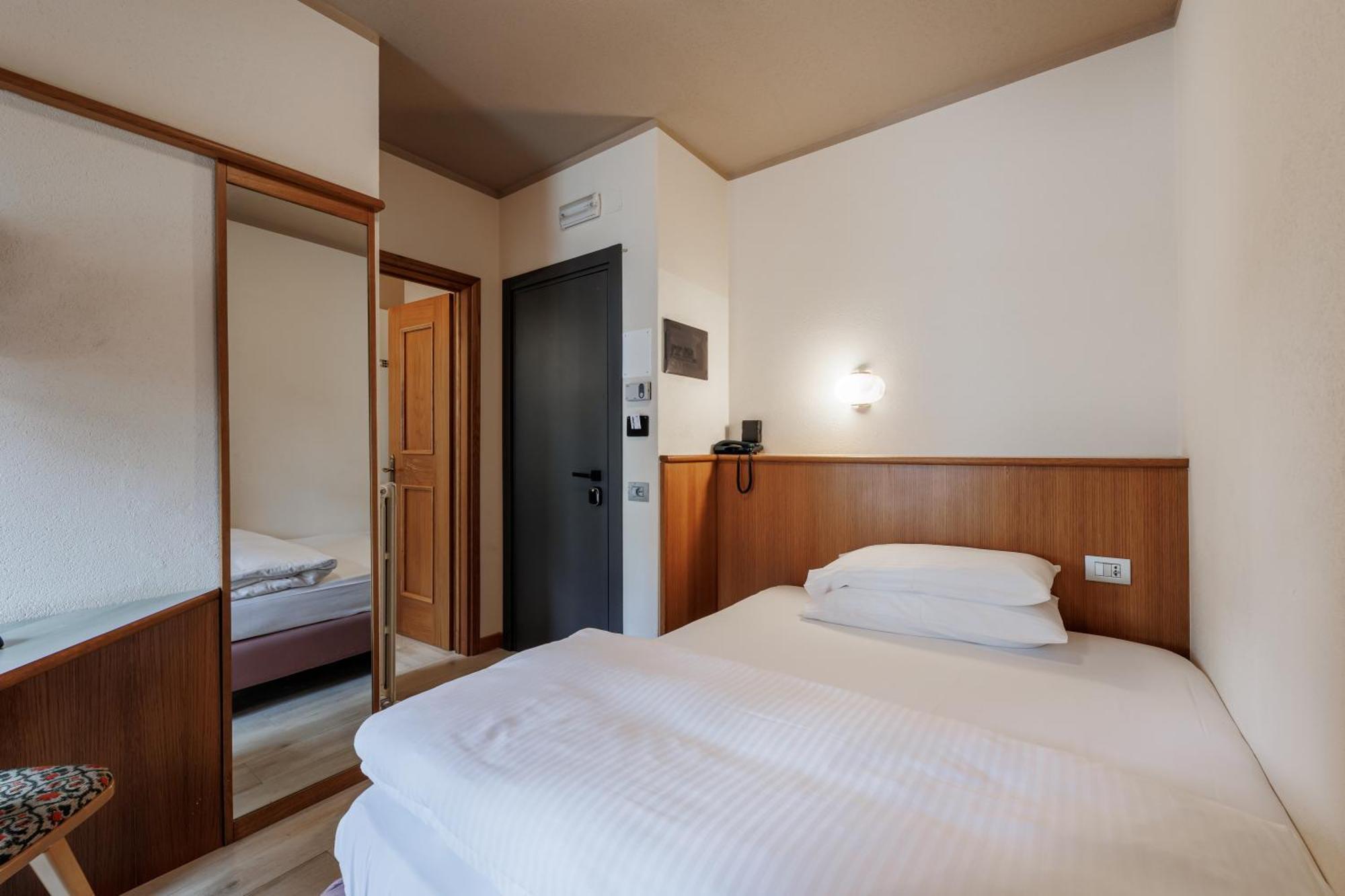 Hotel Miravalle Isolaccia Exterior photo